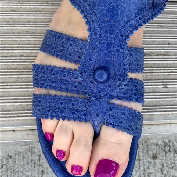 Balenciaga cobalt blue leather studded sandals 37 - Picture 2 of 6